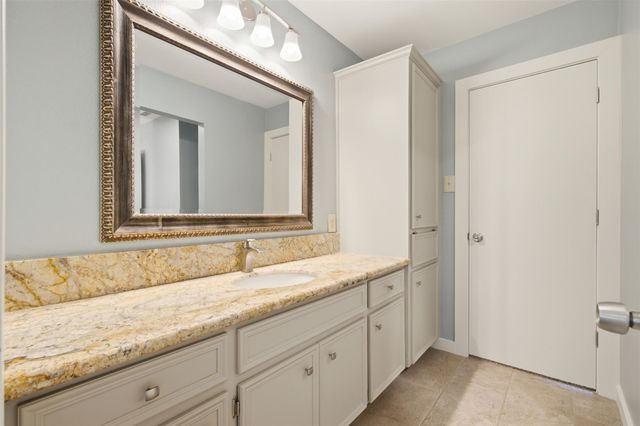13523 Briar Hollow DR, Austin, TX 78729