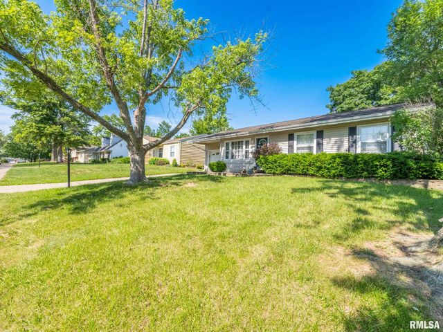 5524 N ARROW Drive, Peoria, IL 61614
