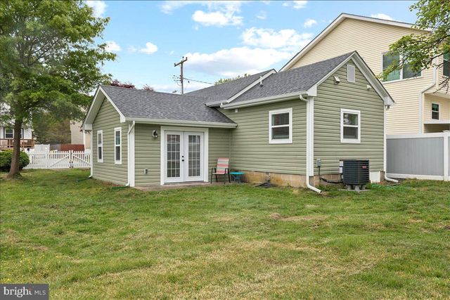 1621 BENTLEY RD, Edgewater, MD 21037