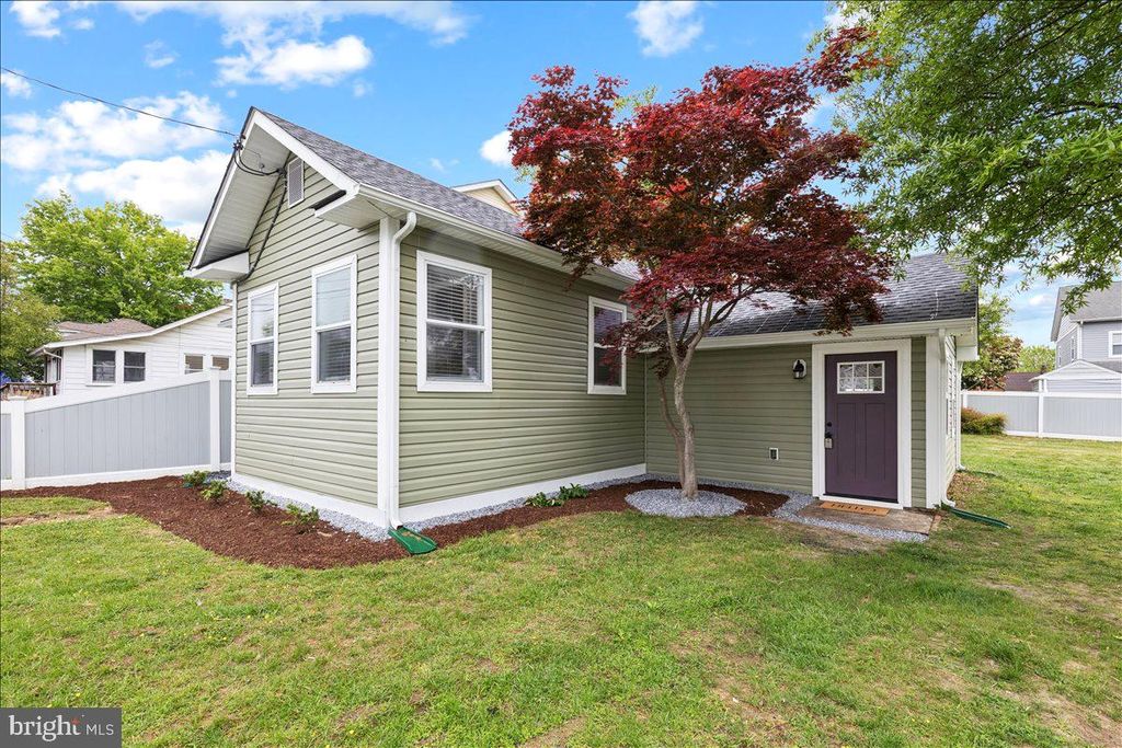 1621 BENTLEY RD, Edgewater, MD 21037