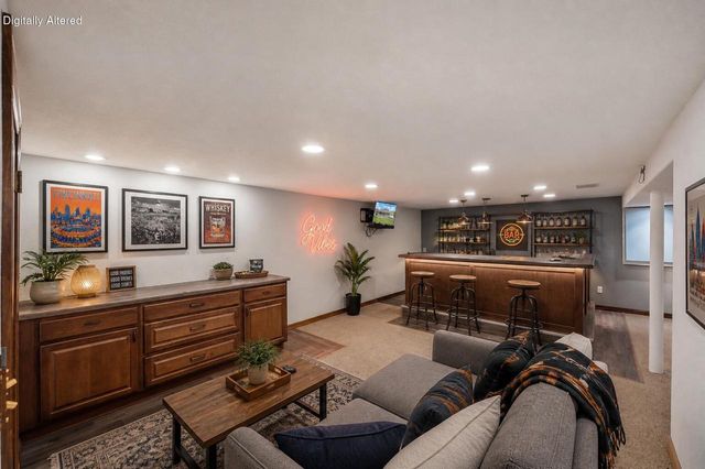 1524 Grange AVENUE, Milwaukee, WI 53221