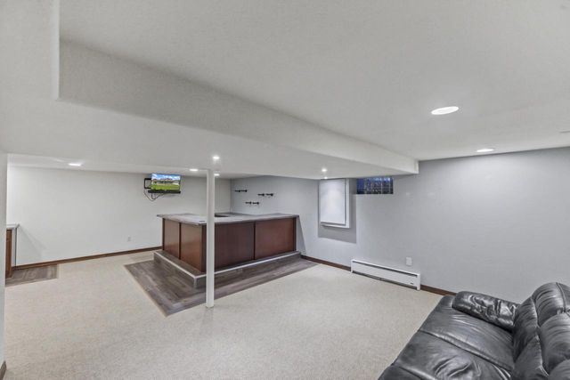 1524 Grange AVENUE, Milwaukee, WI 53221
