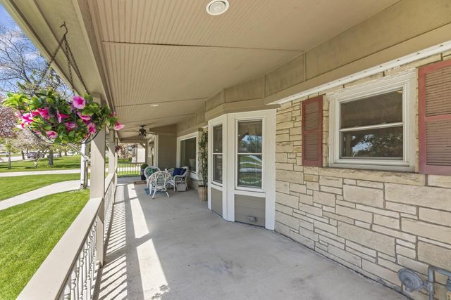 1524 Grange AVENUE, Milwaukee, WI 53221