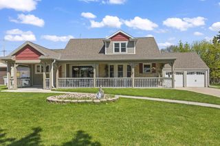 1524 Grange AVENUE, Milwaukee, WI 53221