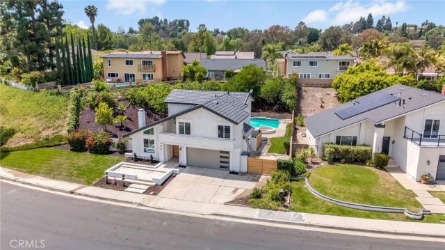 24911 Via Florecer, Mission Viejo, CA 92692