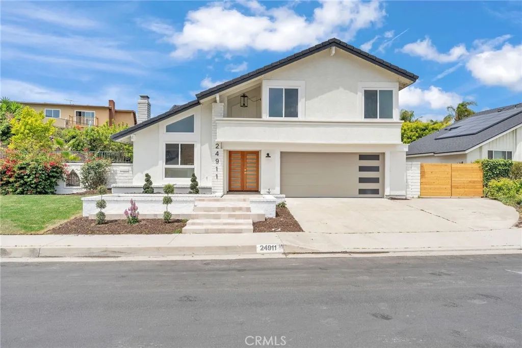 24911 Via Florecer, Mission Viejo, CA 92692