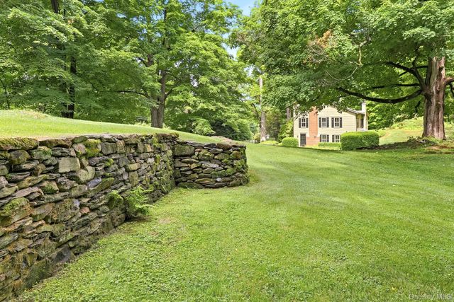 91 Slate Quarry Road, Rhinebeck, NY 12572