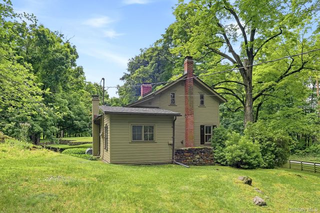 91 Slate Quarry Road, Rhinebeck, NY 12572