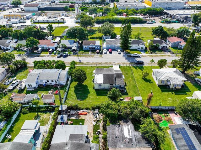 761 NW 74th St, Miami, FL 33150