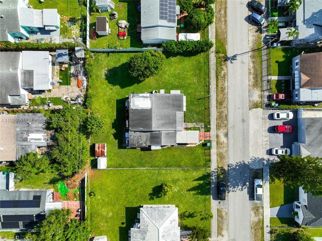 761 NW 74th St, Miami, FL 33150