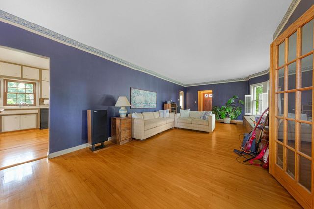640 4th Avenue SW, Faribault, MN 55021
