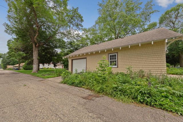 640 4th Avenue SW, Faribault, MN 55021