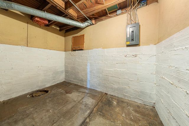 640 4th Avenue SW, Faribault, MN 55021
