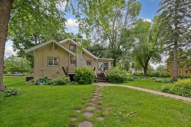640 4th Avenue SW, Faribault, MN 55021