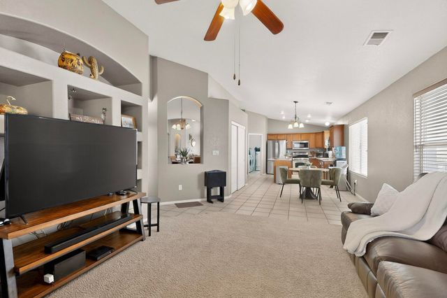 10434 Cantacielo Drive NW, Albuquerque, NM 87114