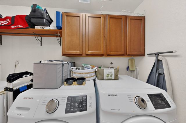 10434 Cantacielo Drive NW, Albuquerque, NM 87114