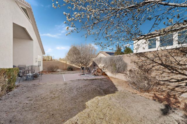 10434 Cantacielo Drive NW, Albuquerque, NM 87114