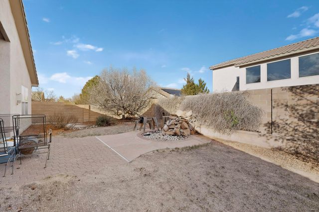 10434 Cantacielo Drive NW, Albuquerque, NM 87114