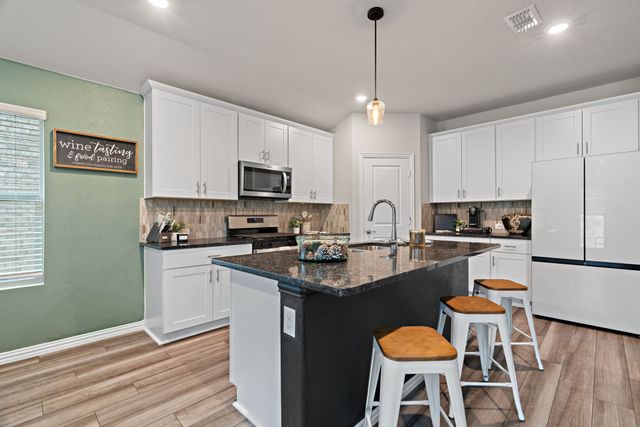 3112 Kingsgarden Road, Denton, TX 76207