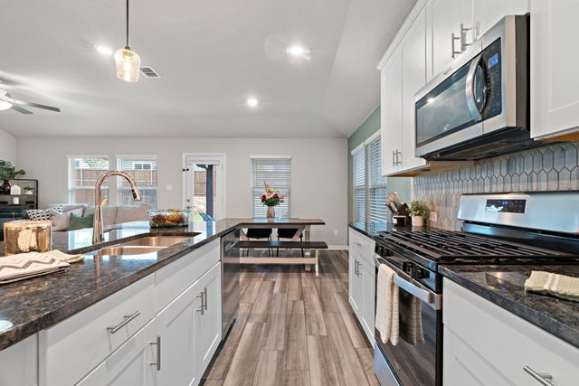 3112 Kingsgarden Road, Denton, TX 76207