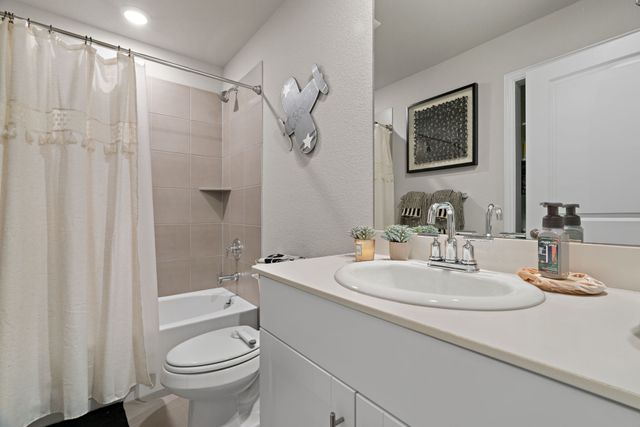 3112 Kingsgarden Road, Denton, TX 76207