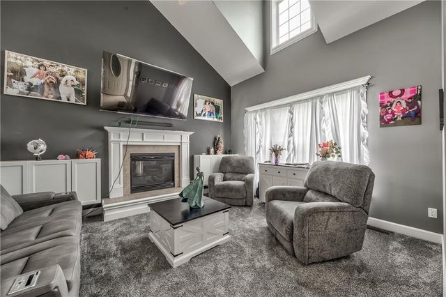 2090 N 900th Road, Eudora, KS 66025