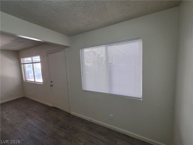 304 Orland Street 39, Las Vegas, NV 89107