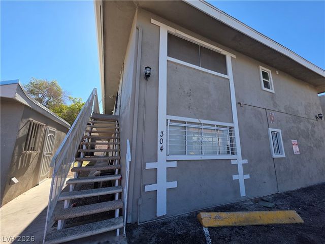 304 Orland Street 39, Las Vegas, NV 89107