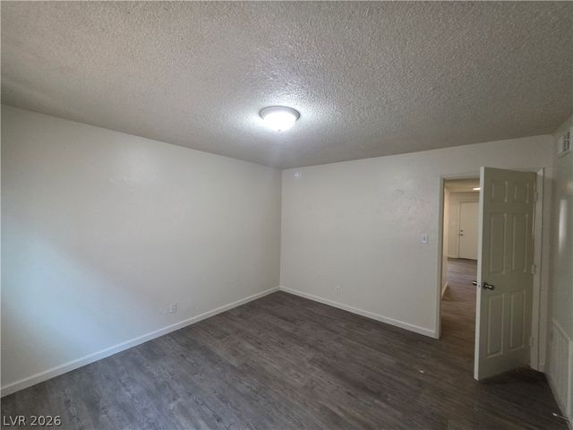 304 Orland Street 39, Las Vegas, NV 89107