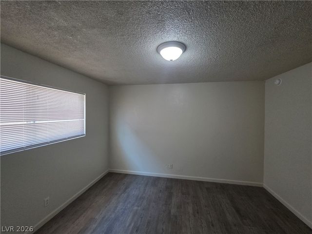304 Orland Street 39, Las Vegas, NV 89107