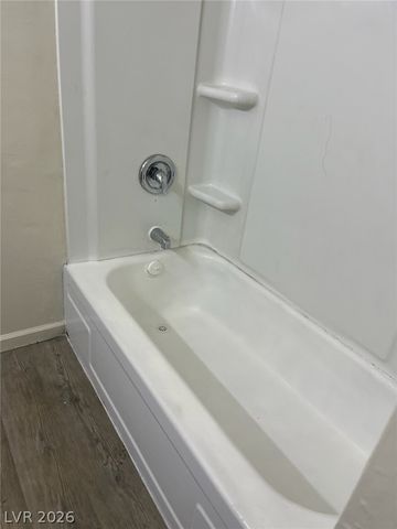 304 Orland Street 39, Las Vegas, NV 89107