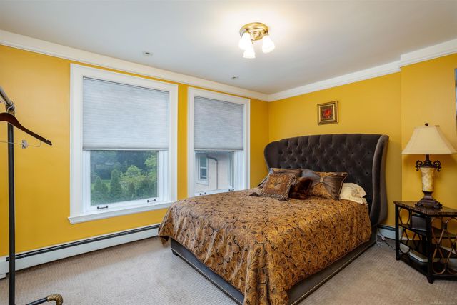 189 Cloverly Road, Grosse Pointe Farms, MI 48236