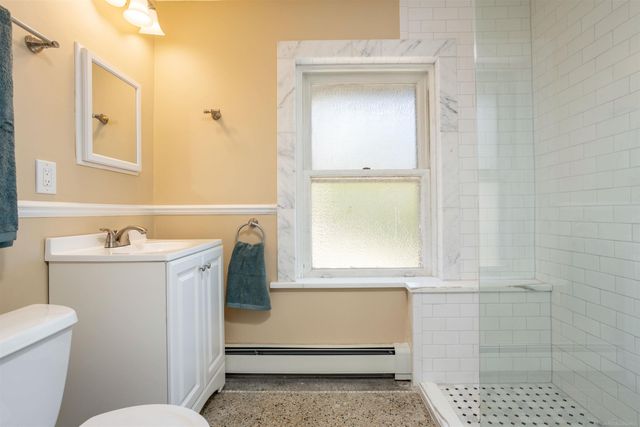 189 Cloverly Road, Grosse Pointe Farms, MI 48236