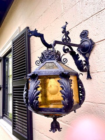 189 Cloverly Road, Grosse Pointe Farms, MI 48236