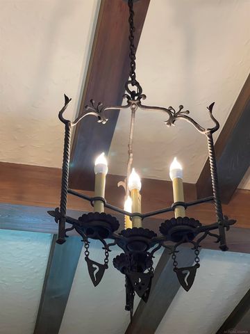 189 Cloverly Road, Grosse Pointe Farms, MI 48236