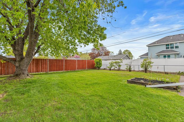 10200 4th Avenue S, Bloomington, MN 55420