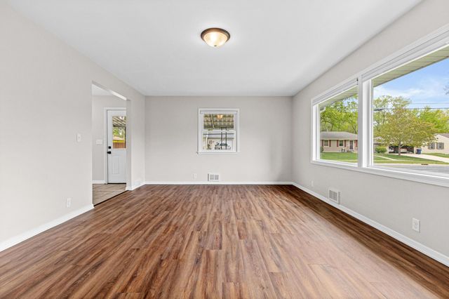 10200 4th Avenue S, Bloomington, MN 55420