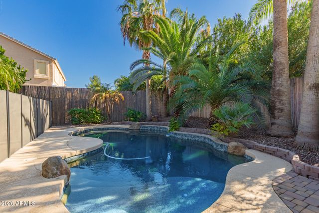 3297 E MAYBERRY Avenue, Gilbert, AZ 85297