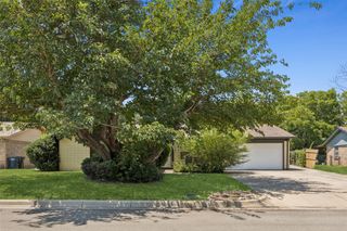 5652 Conlin Drive, Fort Worth, TX 76134