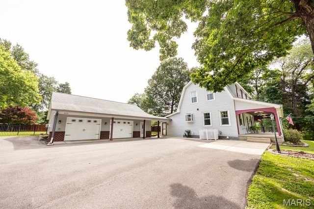 419 N 66th Street, Belleville, IL 62223