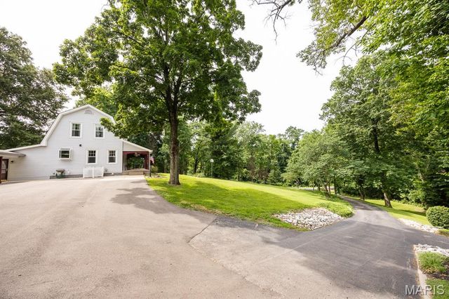 419 N 66th Street, Belleville, IL 62223