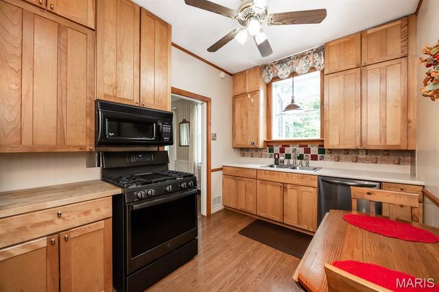 419 N 66th Street, Belleville, IL 62223