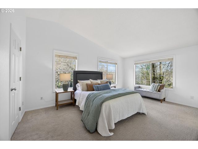 4153 CALAROGA Cir, West Linn, OR 97068