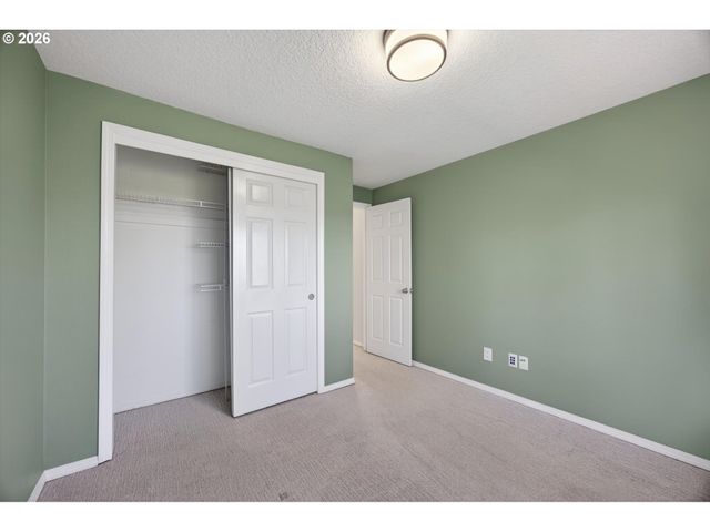 4153 CALAROGA Cir, West Linn, OR 97068