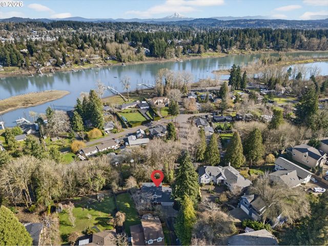 4153 CALAROGA Cir, West Linn, OR 97068