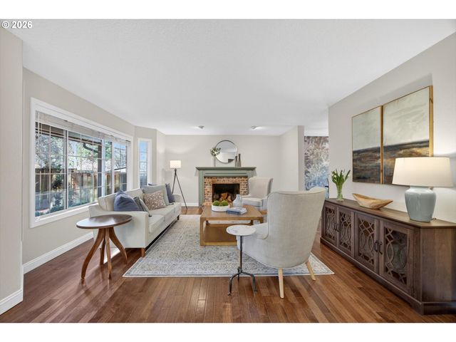 4153 CALAROGA Cir, West Linn, OR 97068