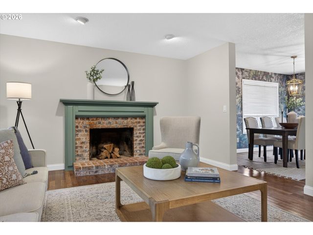 4153 CALAROGA Cir, West Linn, OR 97068