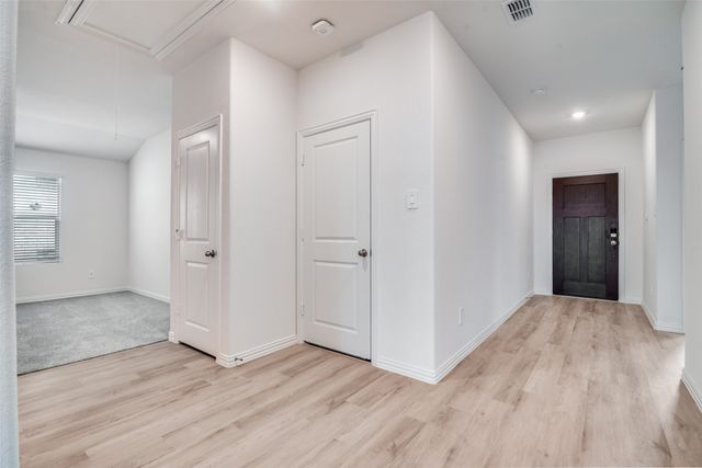 1371 Los Olmos Lane, Crandall, TX 75114