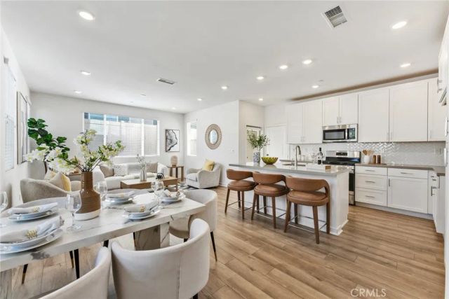 4044 Shada Lane, Corona, CA 92883