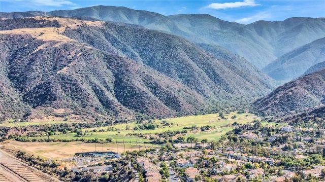 4044 Shada Lane, Corona, CA 92883